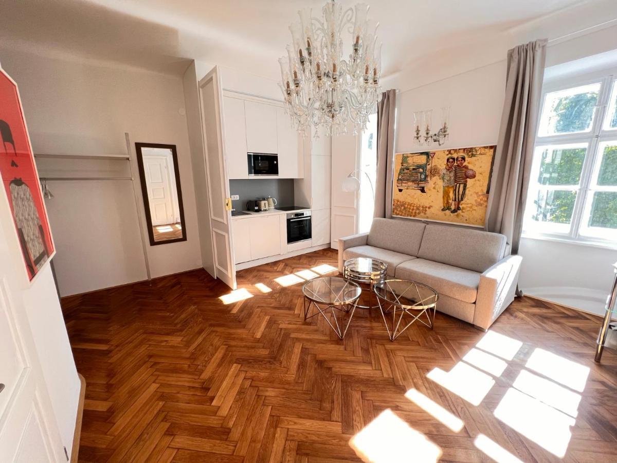 Ab Ljubljana - Breg Apartments Luaran gambar