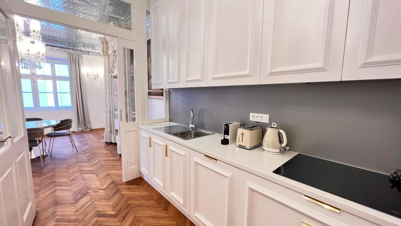 Ab Ljubljana - Breg Apartments Luaran gambar