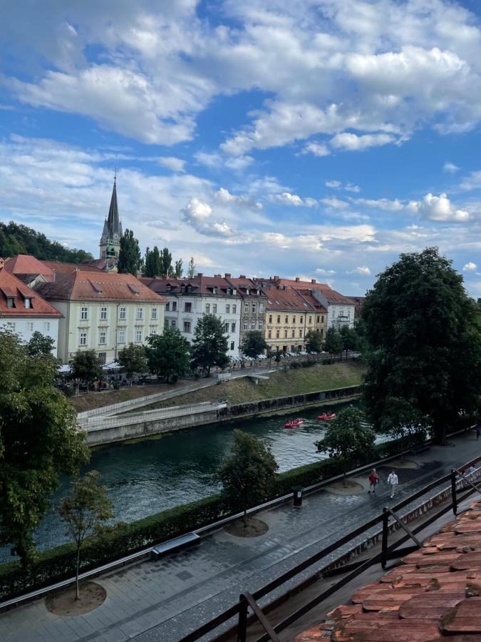 Ab Ljubljana - Breg Apartments Luaran gambar